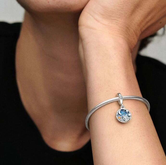 Pandora 791686C01 - Kamp ve Gece Gökyüzü Çift Sallantılı Charm - 4