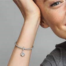 Pandora 792247C01-Işıltılı Pati İzi Sallantılı Charm - 4
