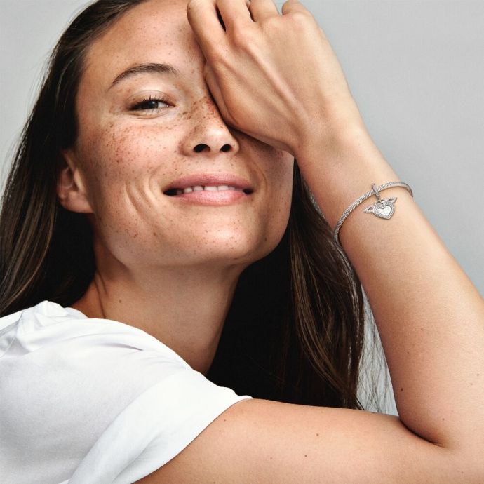 Pandora 798485C01 Kalp ve Melek Kanatlı Sallantılı Charm - 2