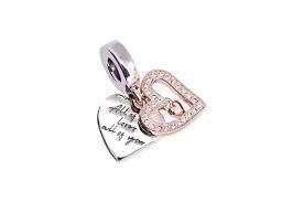 Pandora Işıltılı El Yapımı Kalp Şeklinde Sallantılı Charm 788693C01 - 4